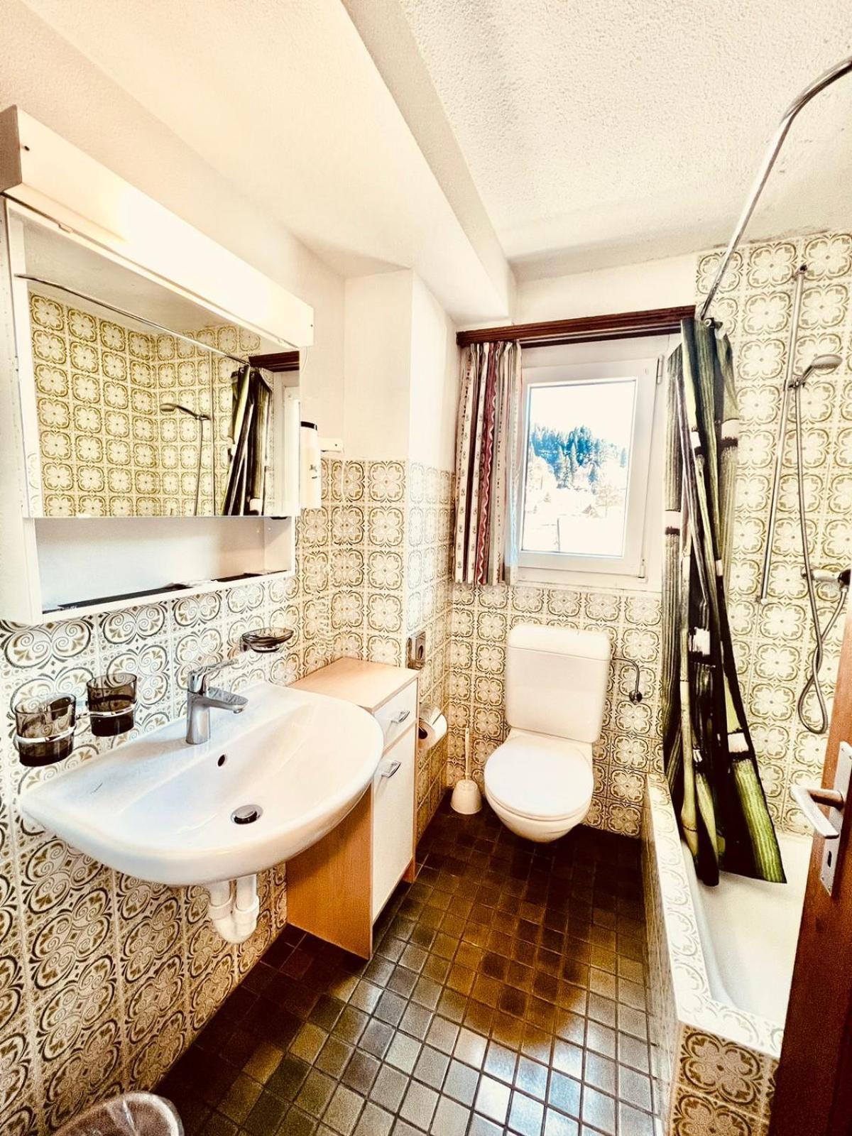 Hotel Old Jnn كلوسترز المظهر الخارجي الصورة